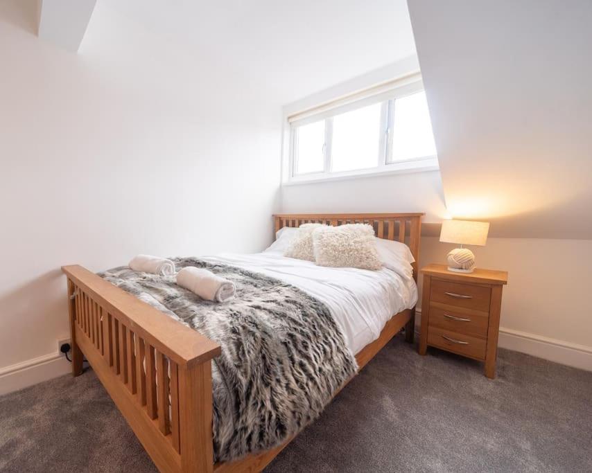 Mumbles View - Free Parking Apartment Oystermouth ภายนอก รูปภาพ